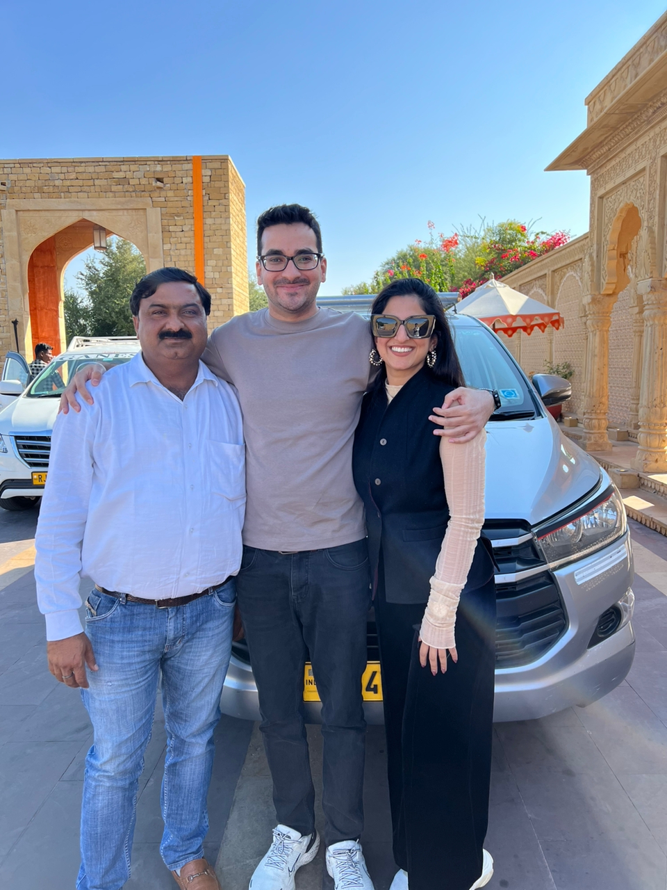 Taj Mahal tour by Luxury Car from Delhi