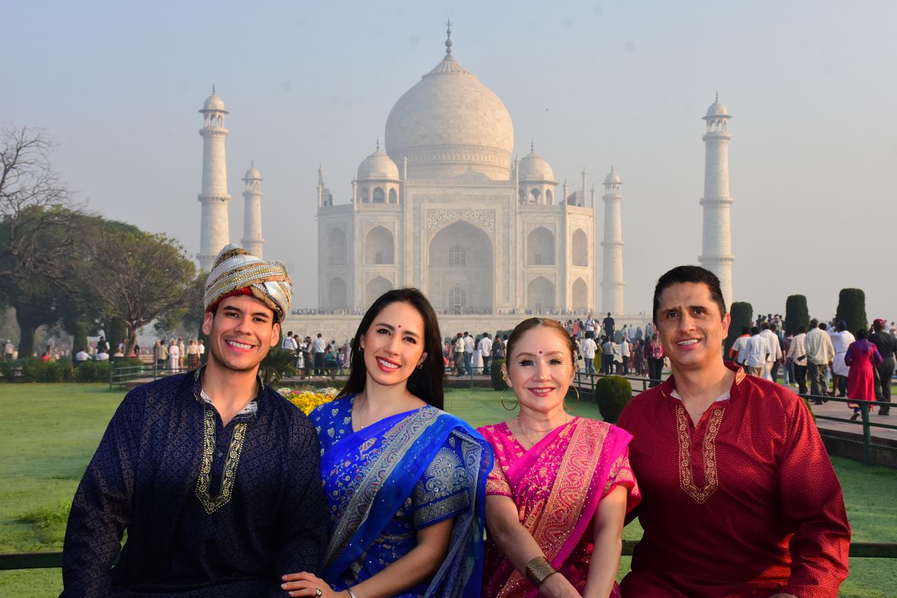 Taj Mahal Sunrise Tour