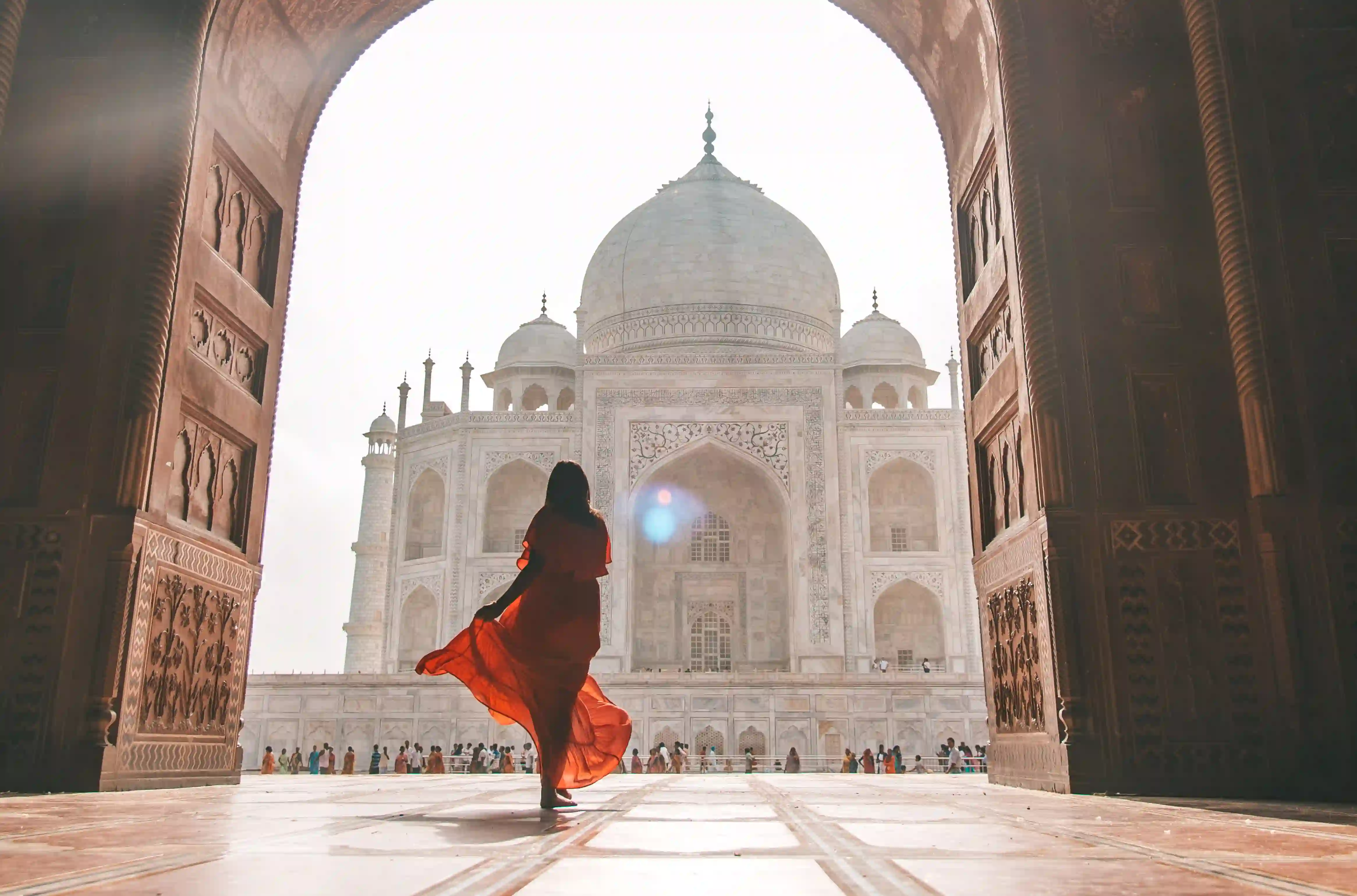 Taj Mahal tour by Luxury Car from Delhi