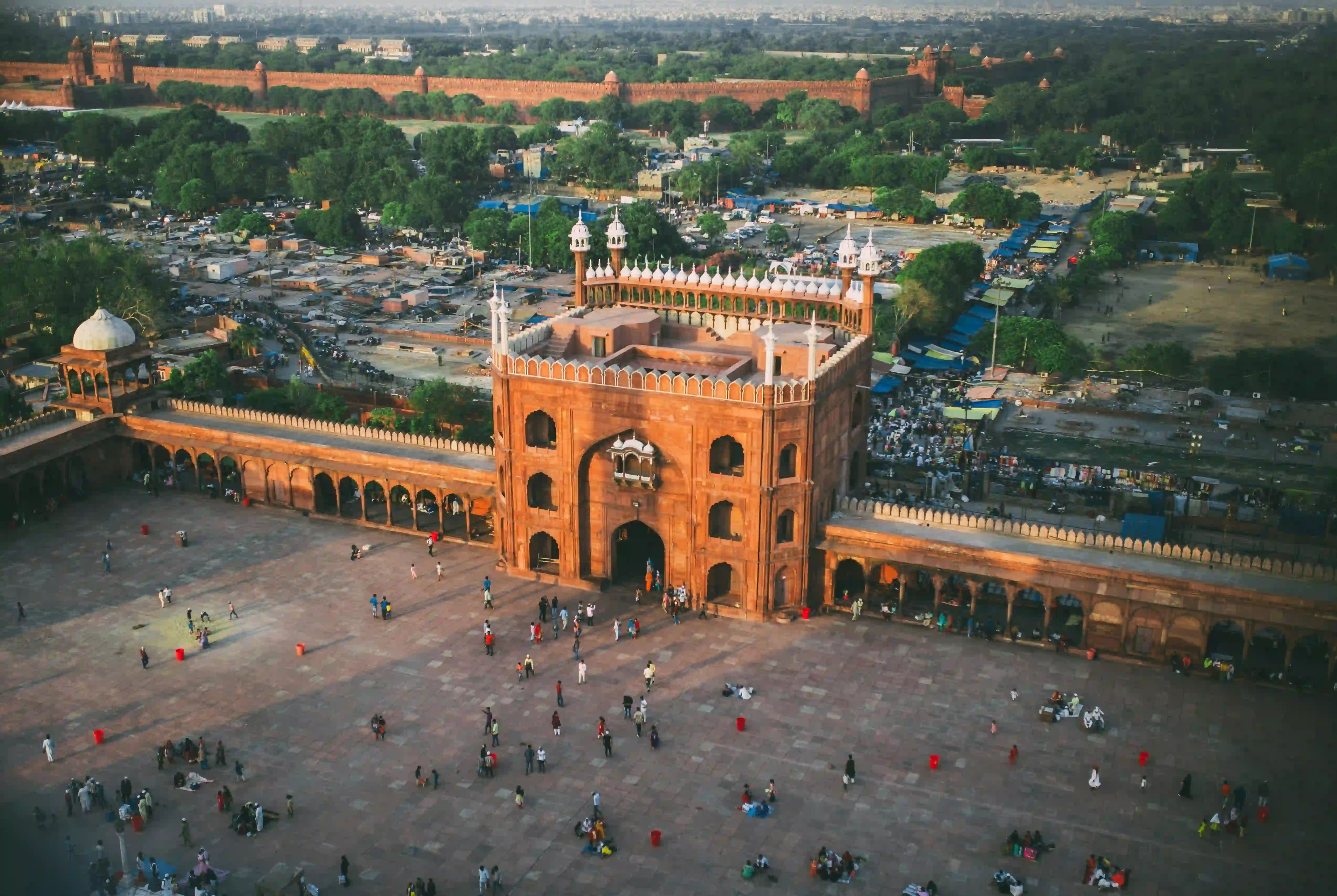 Delhi Temples and Spiritual Sites Tour – 6 Hours